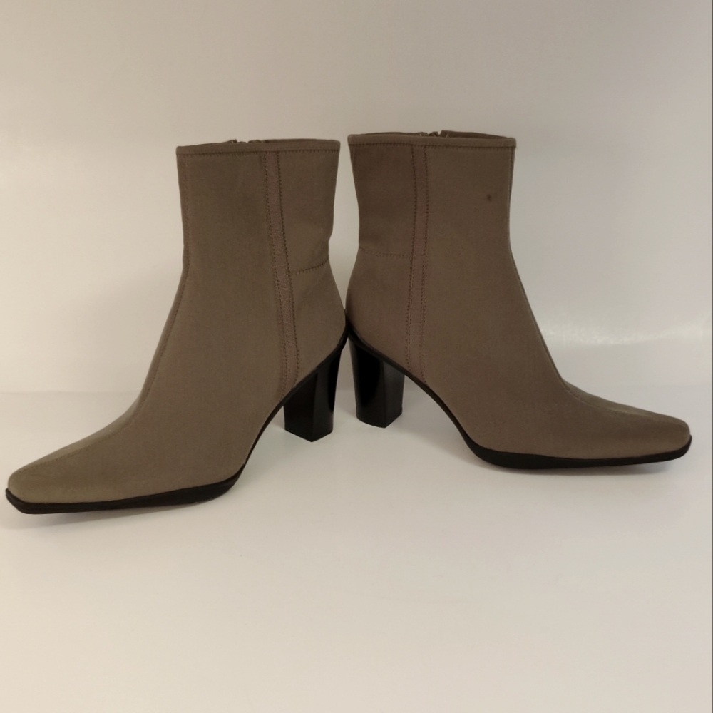 Apostrophe Taupe Heeled Boots